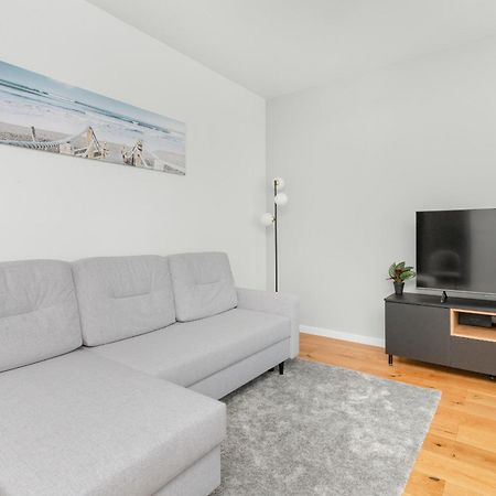 Apartament Na 15 Pietrze Z Widokiem Na Zatoke W Gdyni I Parkingiem By Noclegi Renters Gdynia Ngoại thất bức ảnh
